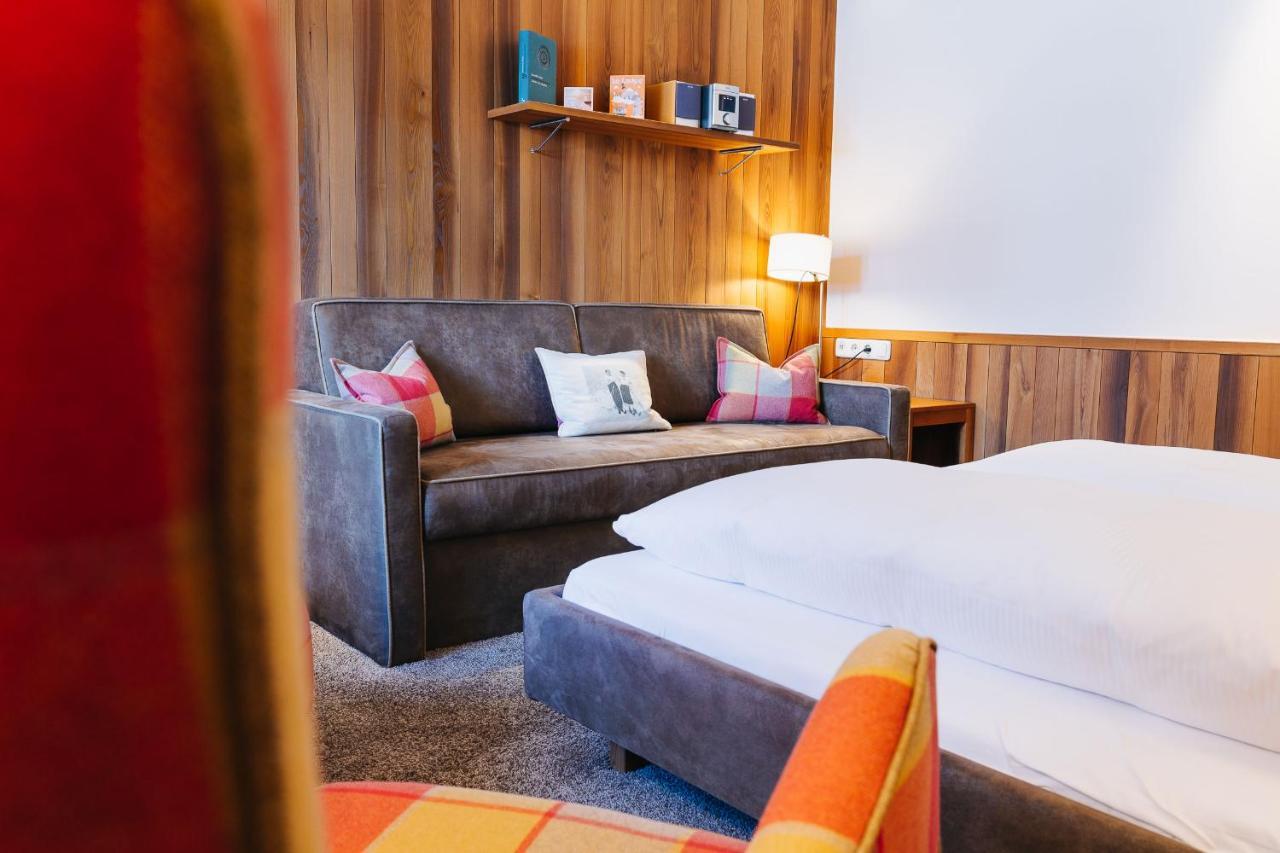 Hotel Aurora Lech am Arlberg Exteriör bild